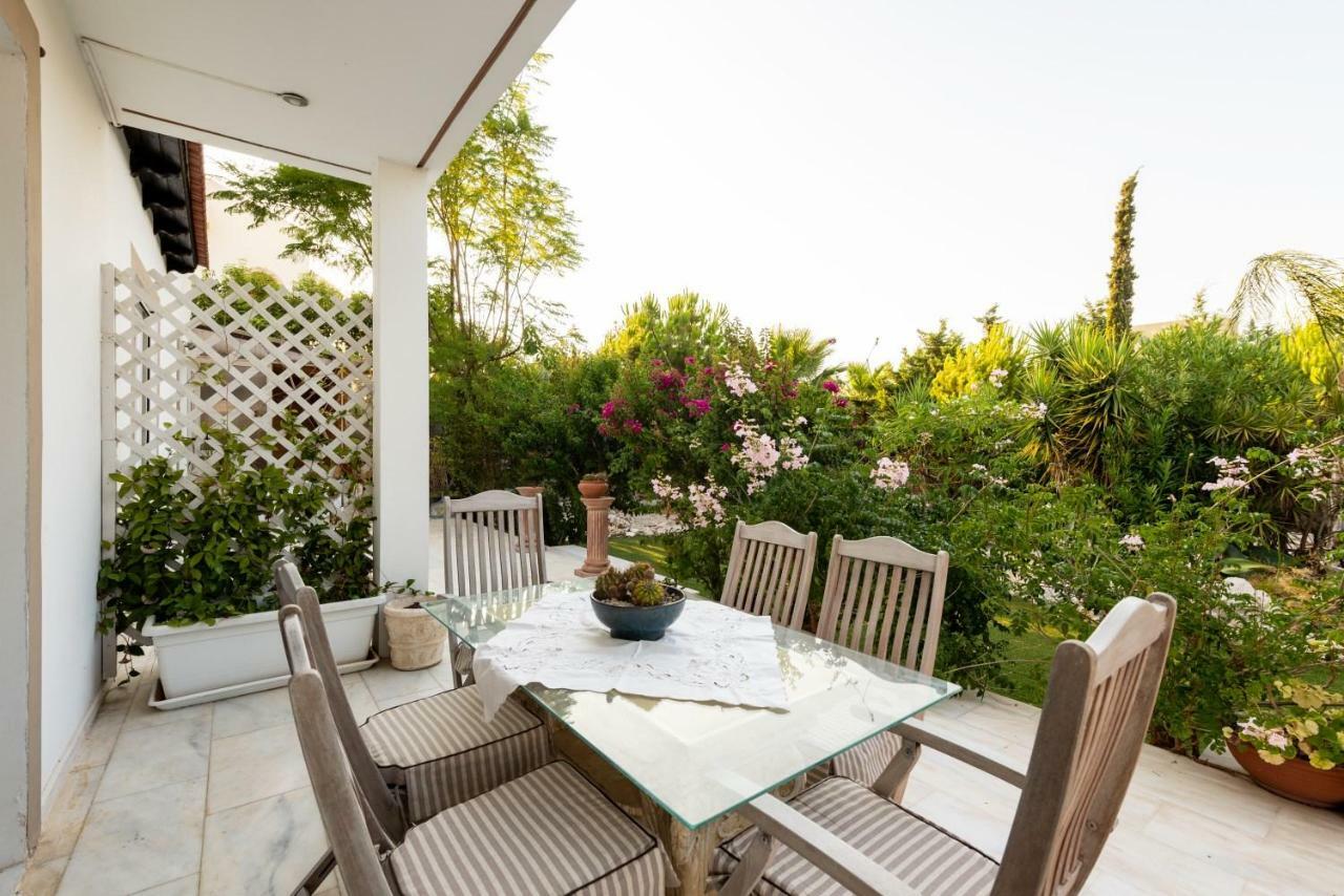 Nicole'S Garden Villa Kallithea  Екстер'єр фото