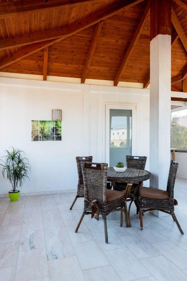 Nicole'S Garden Villa Kallithea  Екстер'єр фото
